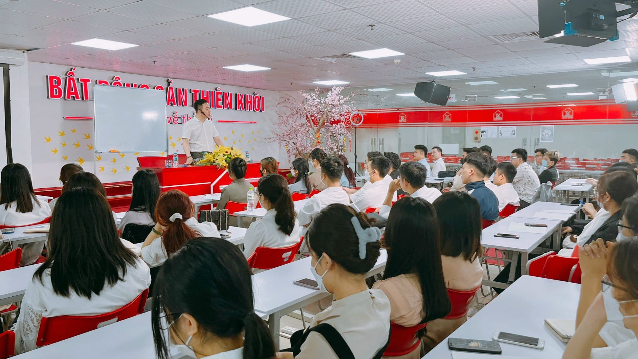 Cơ hội phát triển sự nghiệp cùng Thiên Khôi